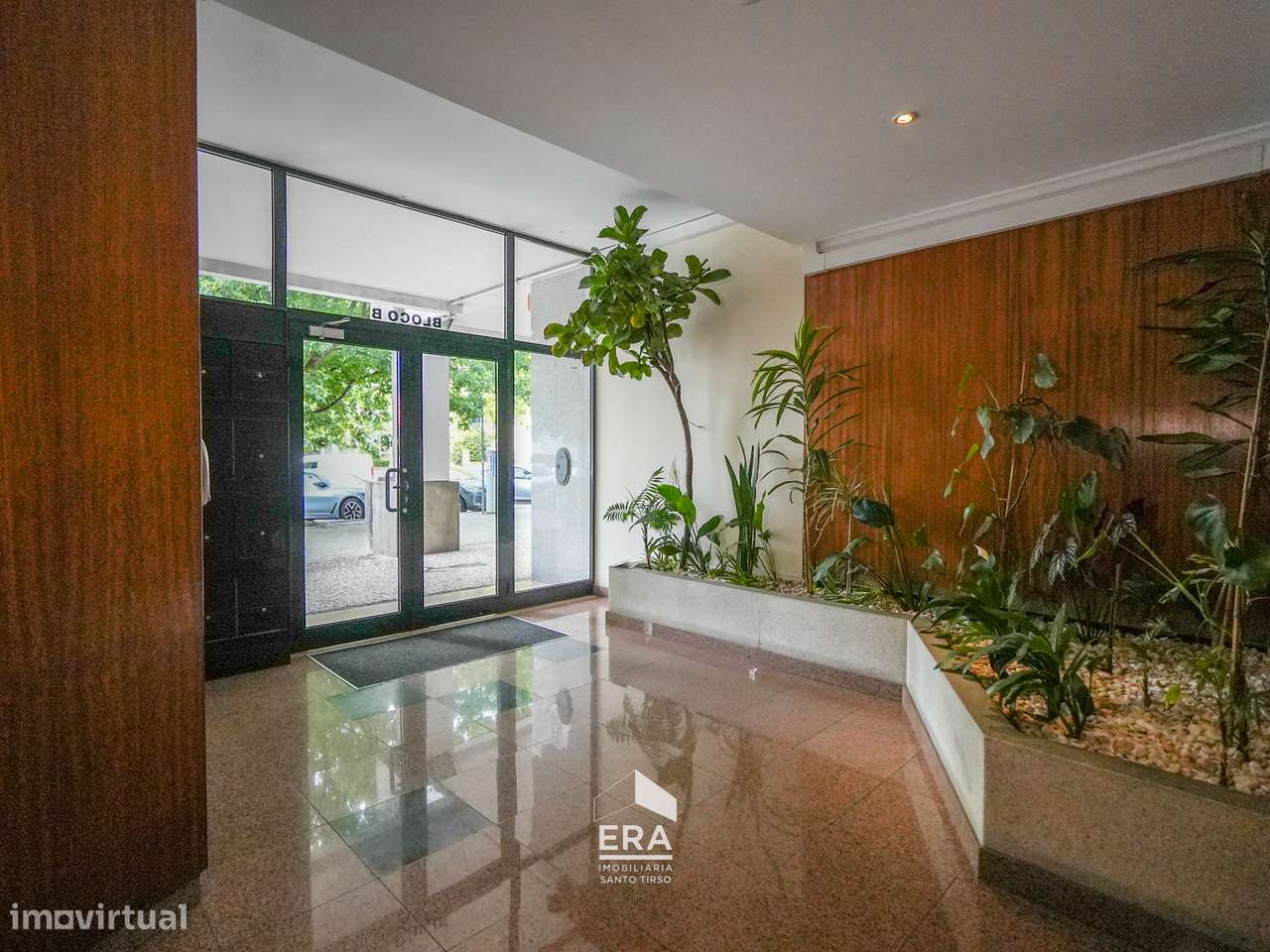 Apartamento T2 no centro de Santo Tirso.-25