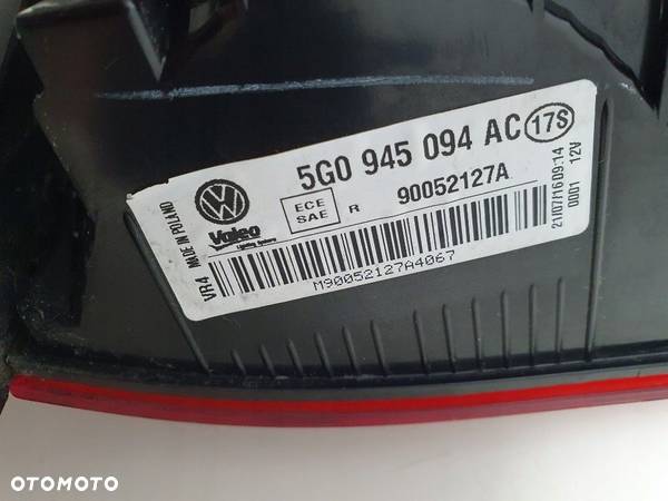 VW GOLF VII 2016r LAMPA TYŁ PRAWA BŁOTNIK KLAPA LAMPY SUPER STAN 5G0945096 - 9