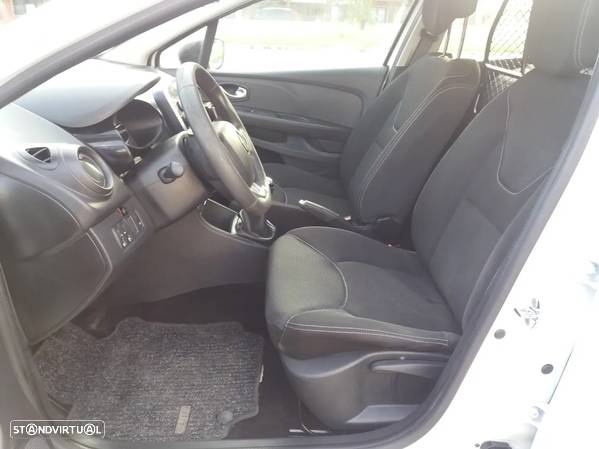 Renault Clio 1.5 dCi Zen (75cv) (5p) - AC - IVA DEDUTÍVEL - 21