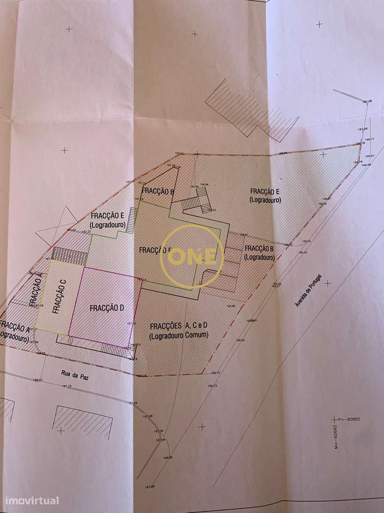 Prédio em propriedade total com 5 divisões independentes - Povoa da Ga-53