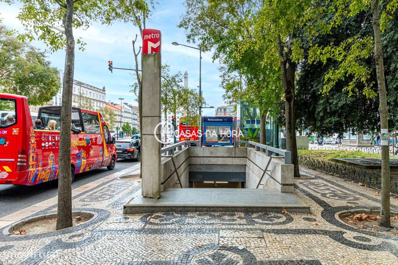 T1 renovado na Travessa da Glória, a 100 metros da Avenida da Liber...-20