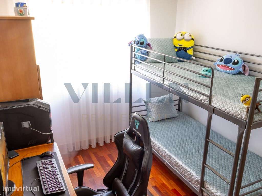Apartamento T2 com Sótão e Garagem Fechada em Vila do Conde-10
