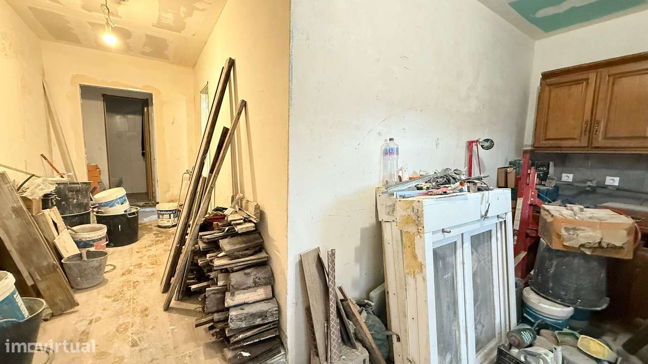 Moradia T3 + T1 Remodelada em Ermesinde-9