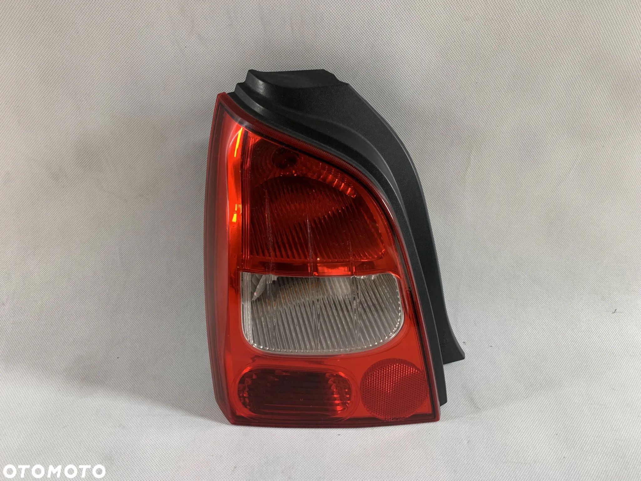 Renault Twingo II 06-12r Lampa lewa tyl tylna - 1