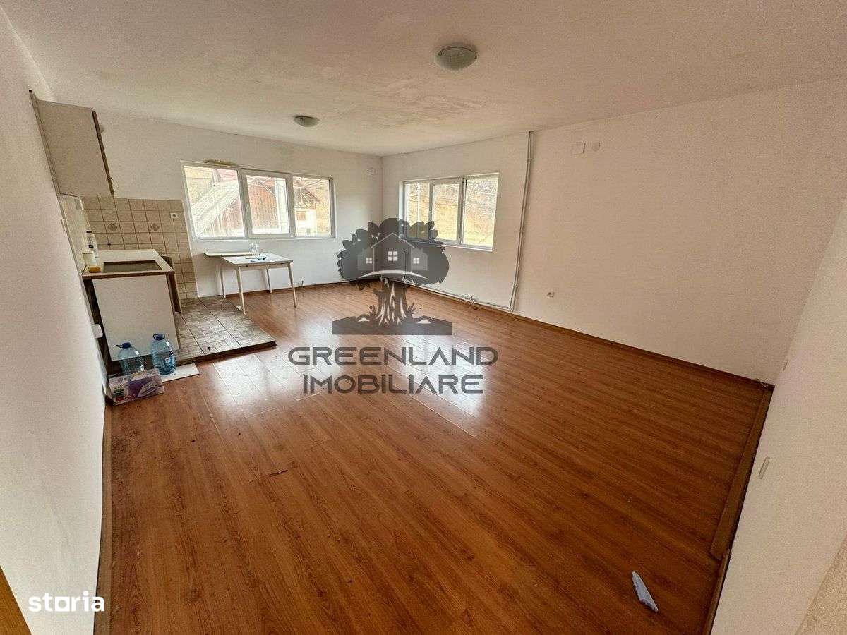 HALA INDUSTRIALA 2000mp + 20.000mp teren, la DN, traf 1000kw, ca noua-9