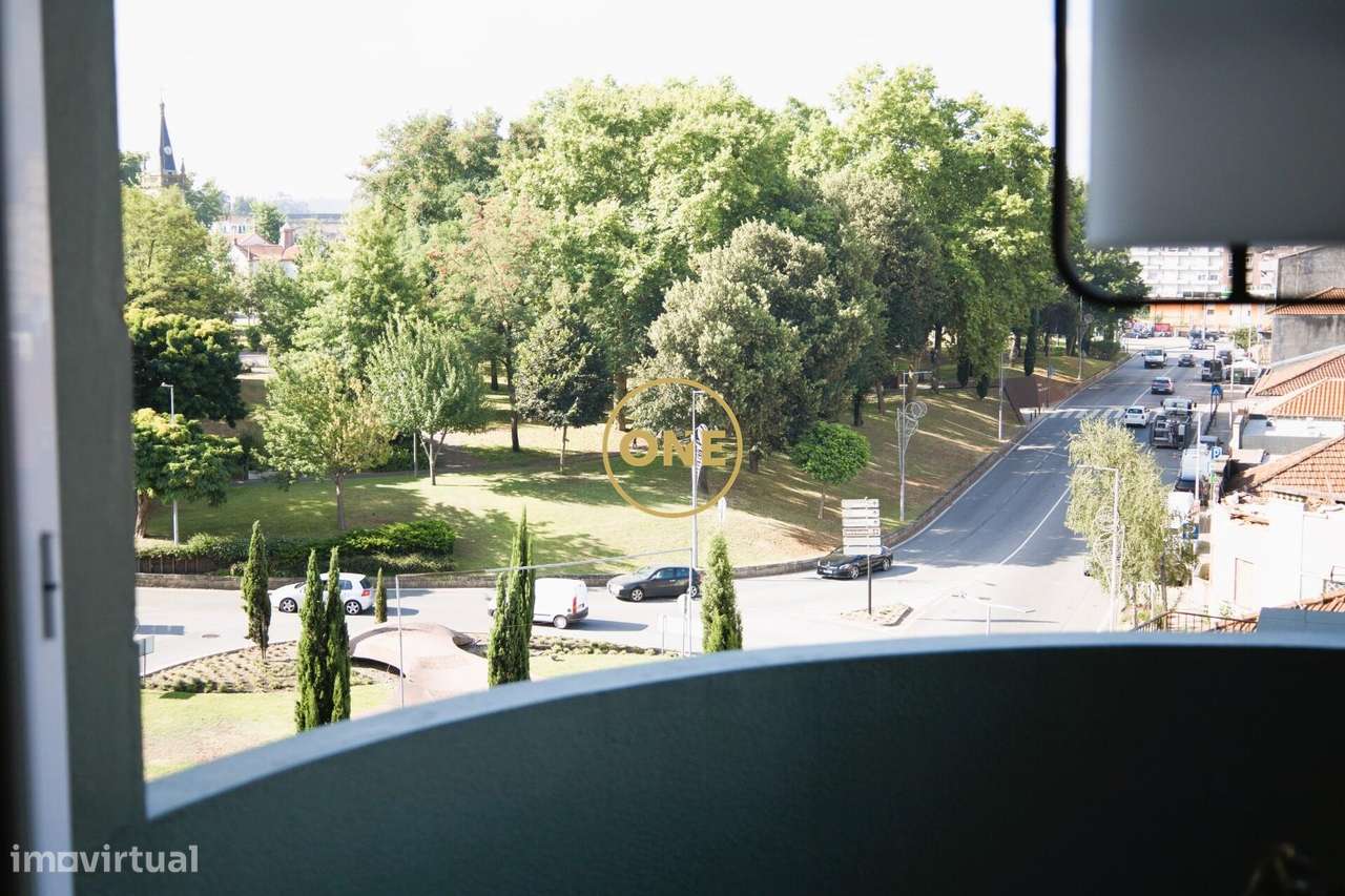 T4 Exclusivo no Centro da Trofa | Último Piso | 240 m2 | Estúdio Indep-18