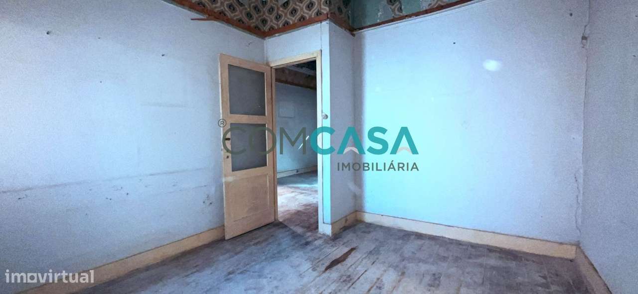 Moradia V3 reabilitação | metro fonte cuco | Senhora Hora Matosinhos-33