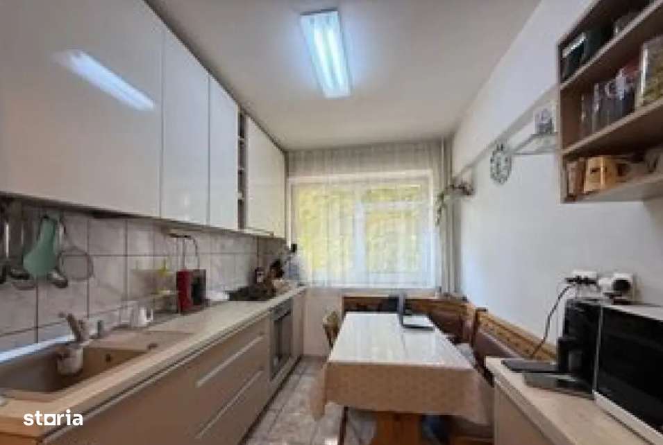 Apartament 2 camere 54 mp Piata Straduintei