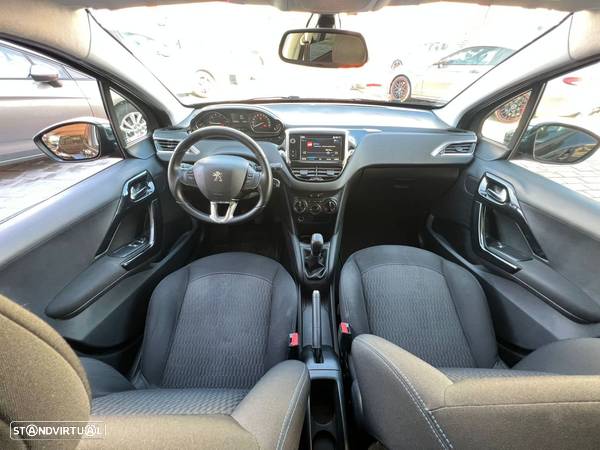 Peugeot 208 1.2 PureTech Style - 17