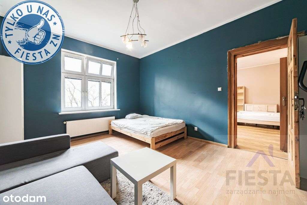 Duże mieszkanie w kamienicy do remontu-0