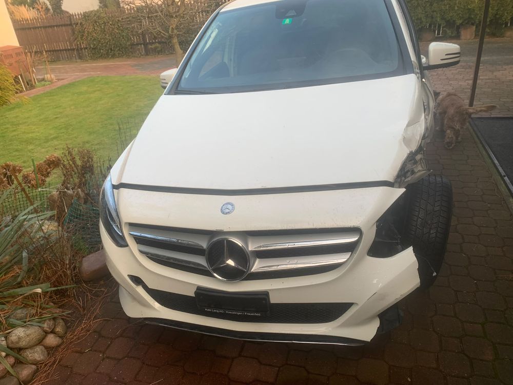 Mercedes-Benz B W246 (2011-2018) 180 7G-DCT Edition 2016