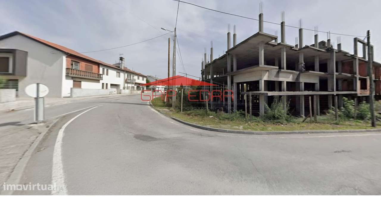 Prédio para acabar em Viseu com 40 frações - Grande imagem: 5/6