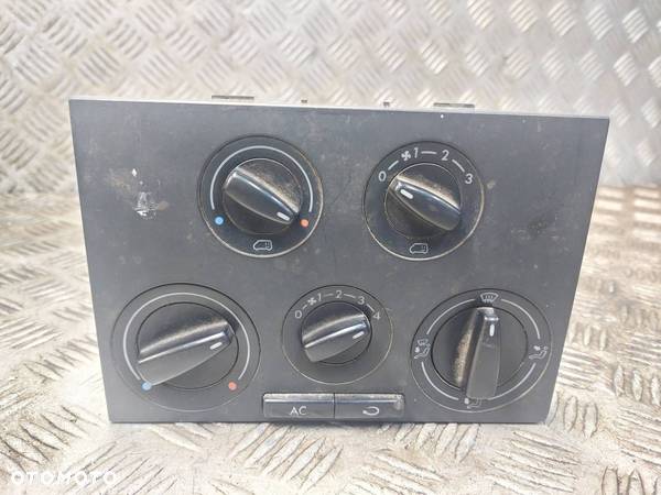 PANEL NAWIEWU TRANSPORTER T4 VW T4 7D1820045E 7D1919383 7D1819075D - 1