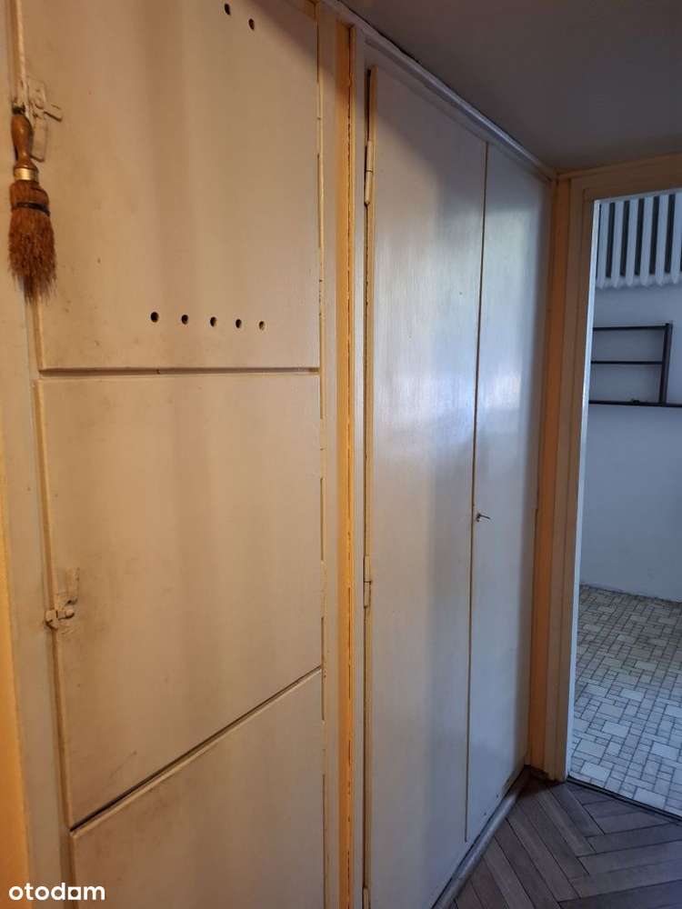 Kawalerka z potencjałem aranżacyjnym-8