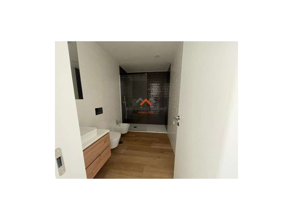 Apartamento T1 - Centro de Aveiro - Grande imagem: 3/11