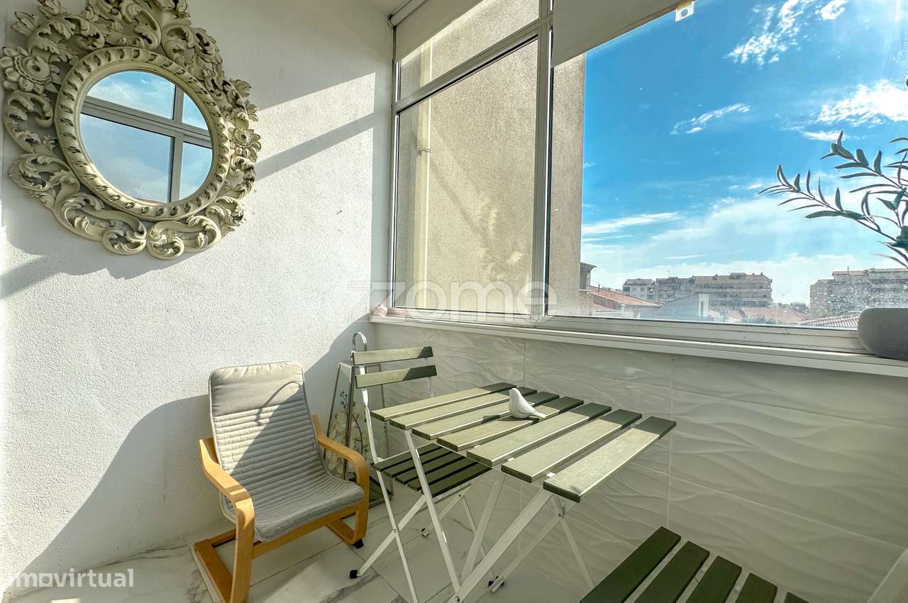 Apartamento T2 renovado localizado no centro da Póvoa de Varzim-17