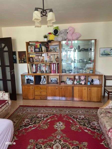 2 camere Centru-Victoriei, St Toamnei, 2/4, renovat, EUR 58,000 - Imagine principală: 5/8