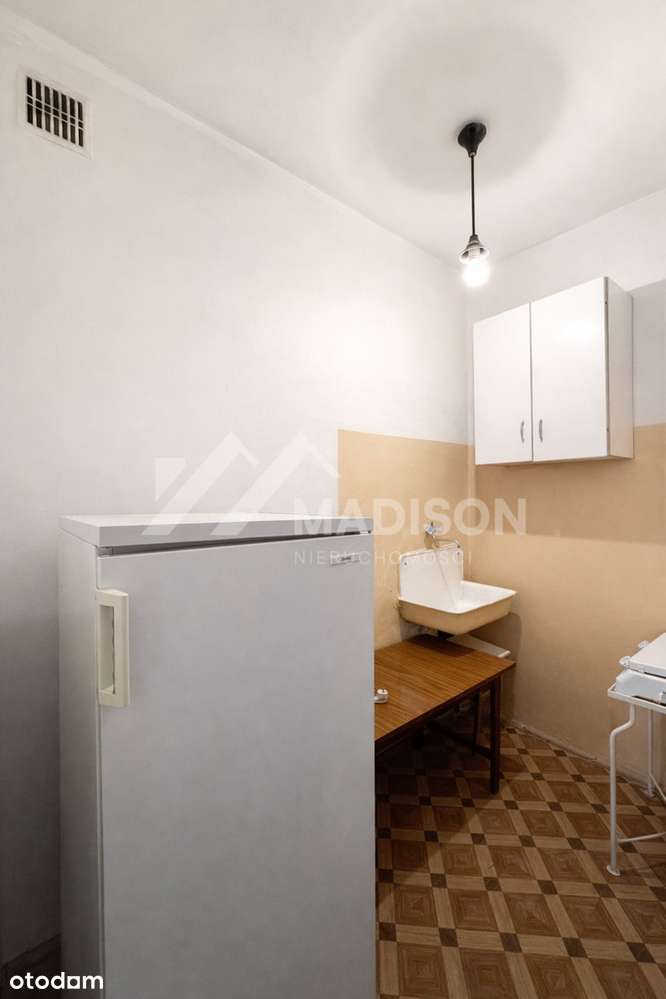 23 m2 | 1 pokój | balkon | piwnica | do remontu-6