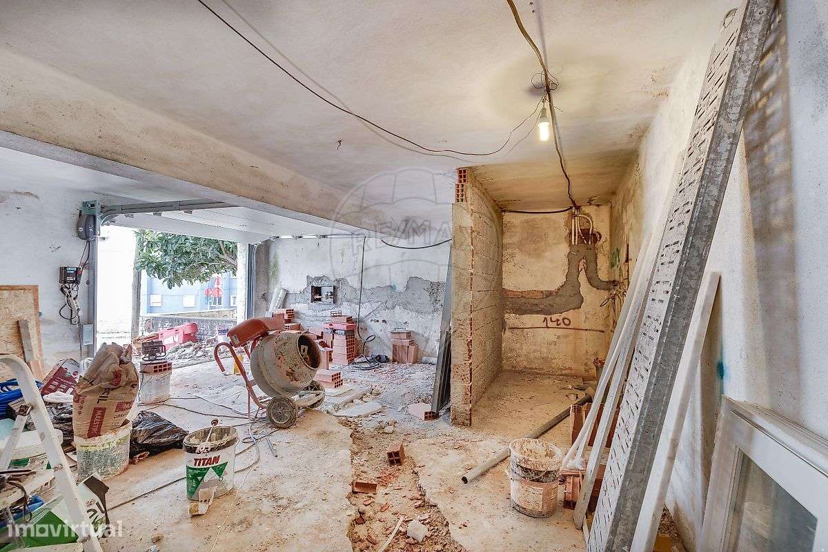 Moradia T4 para venda-26