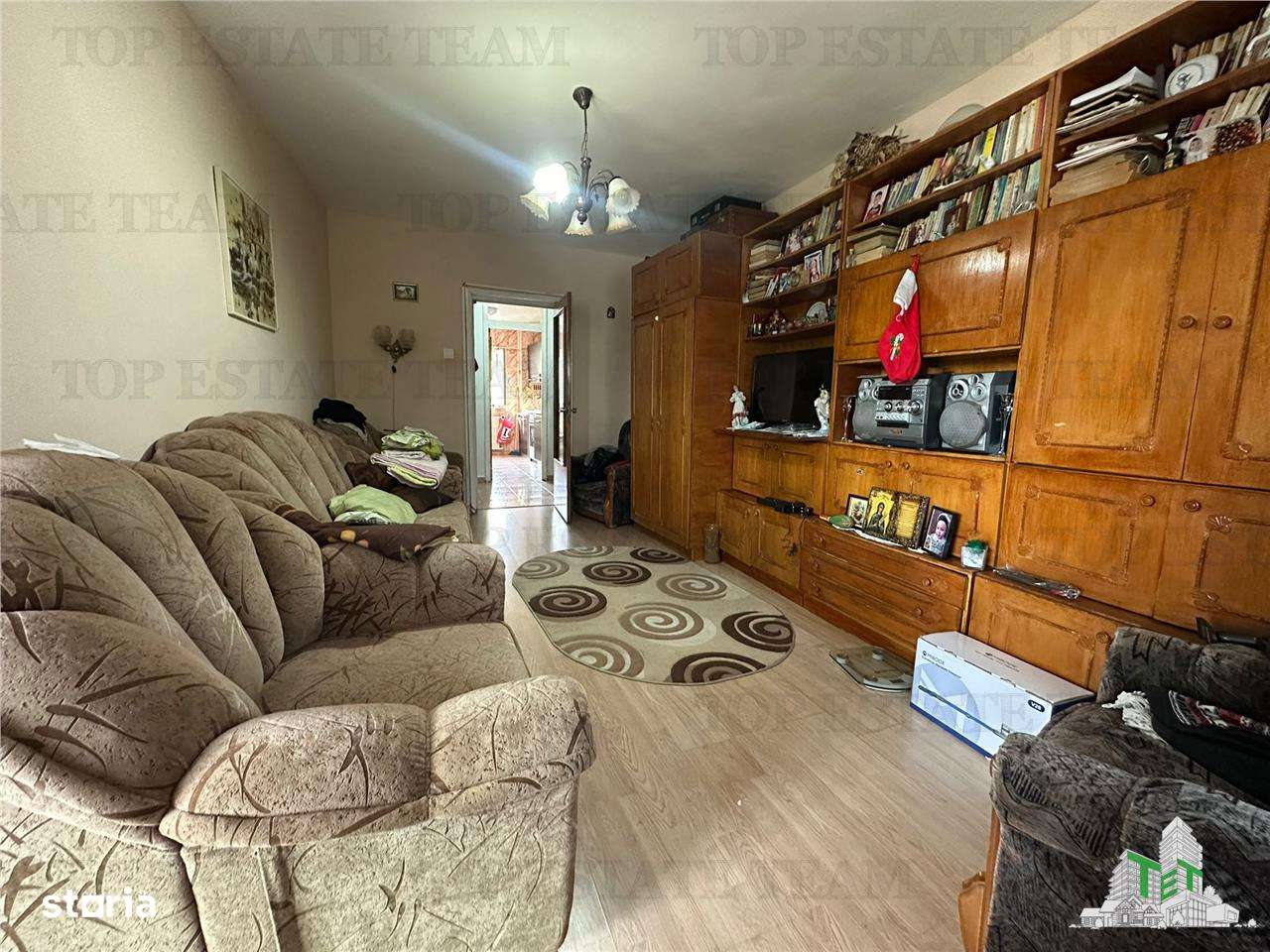 Apartament 3 camere de vanzare la 1 minut de metrou Aurel Vlaicu, zona Aviatiei