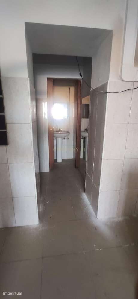 OPORTUNIDADE EXCLUSIVA PARA REMODELAÇÃO TOTAL – MORADIA TÉRREA ANTERIO-3