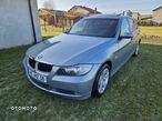 BMW Seria 3 318i - 10