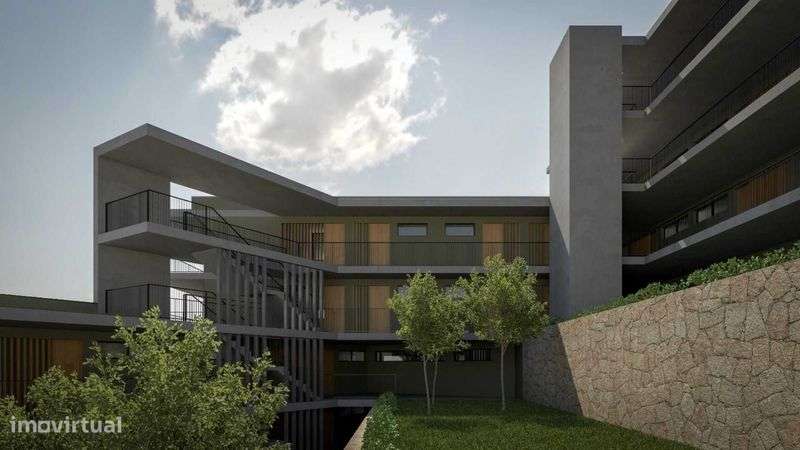 Apartamento T2 Em Condominio Privado Com Campo De Padel E Ginasio
