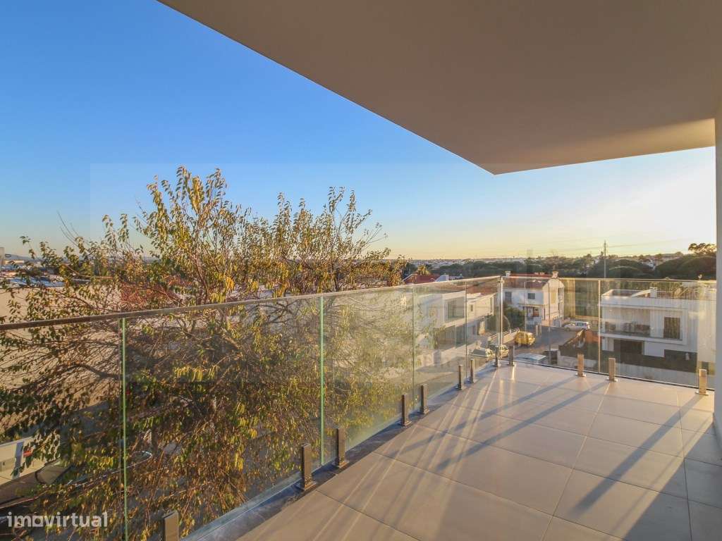 T3 com terraço perto da praia e universidade-1