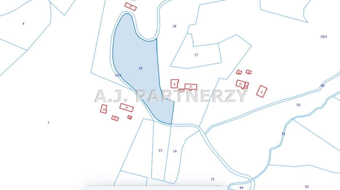 Działka w otoczeniu lasu z widokiem na góry-2