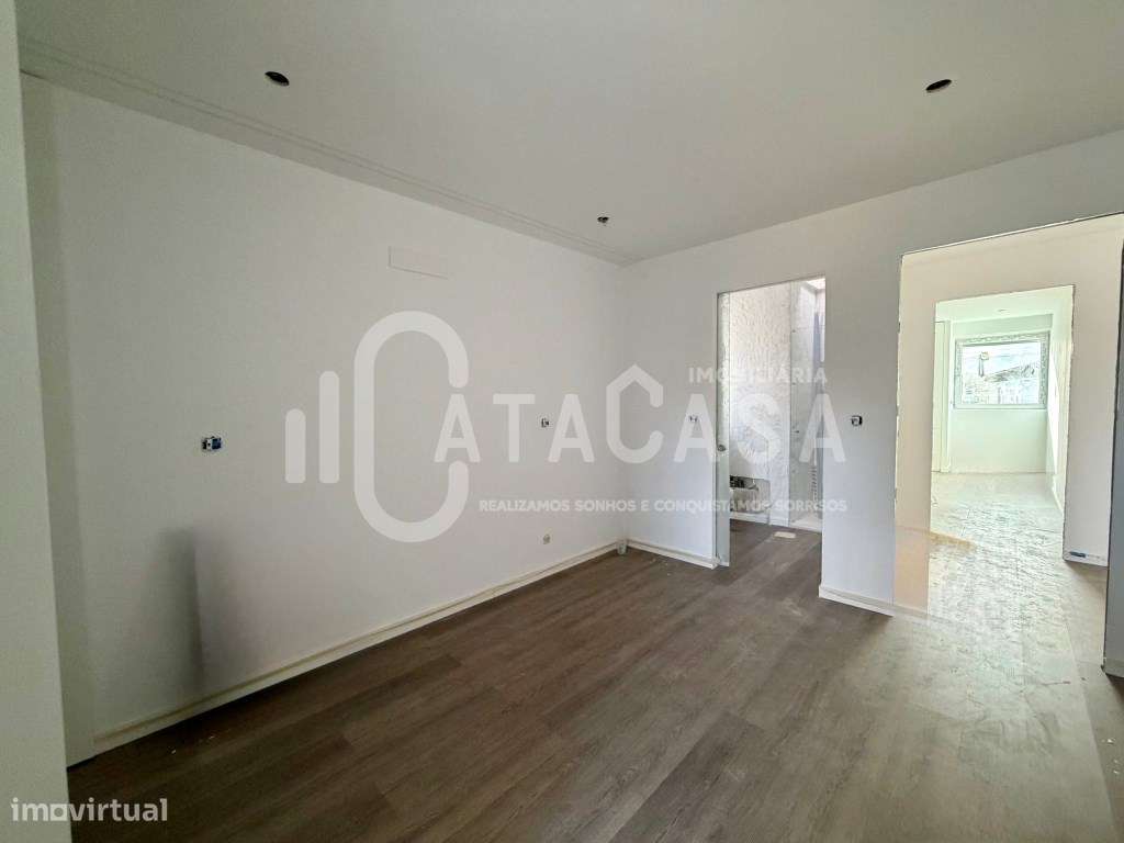 Moradia T3+1 Isolada NOVA em Águeda de Cima-9