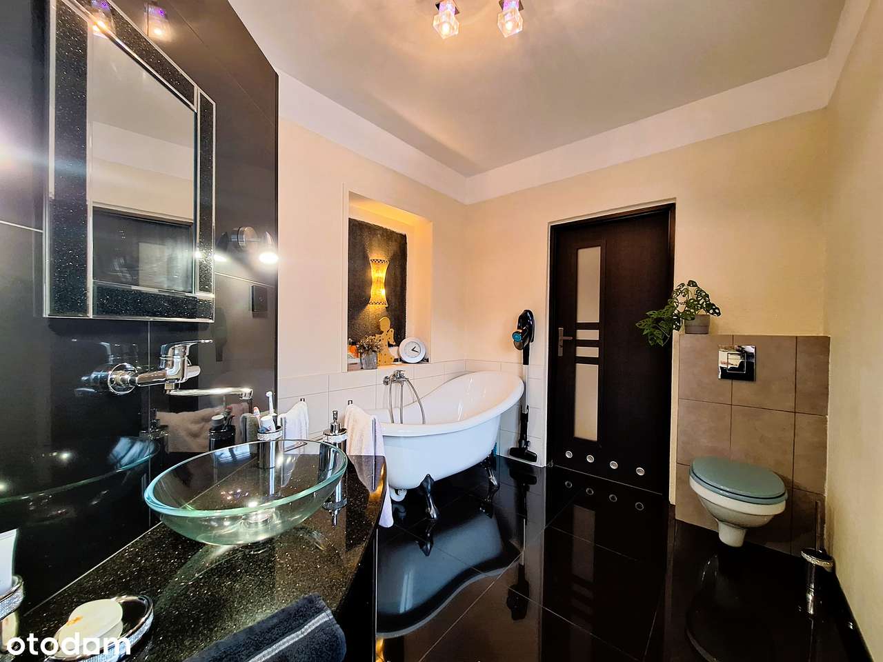 Przestronny dom wolnostojący z garażem tuż przy lesie, Janczewo-11