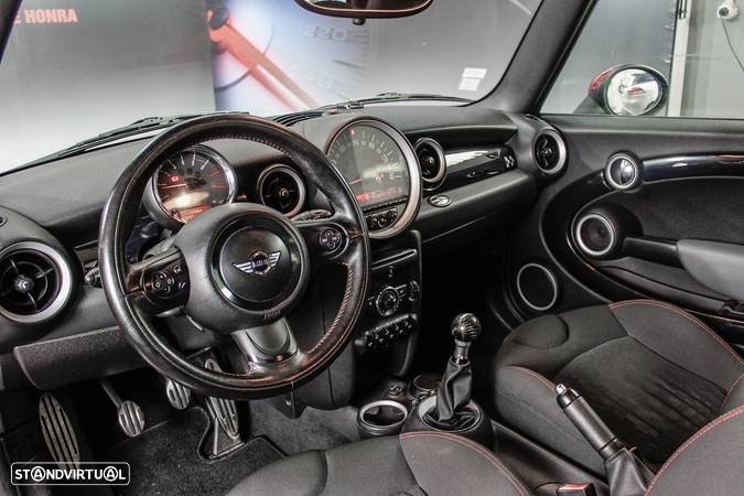 MINI Clubman John Cooper Works - 21