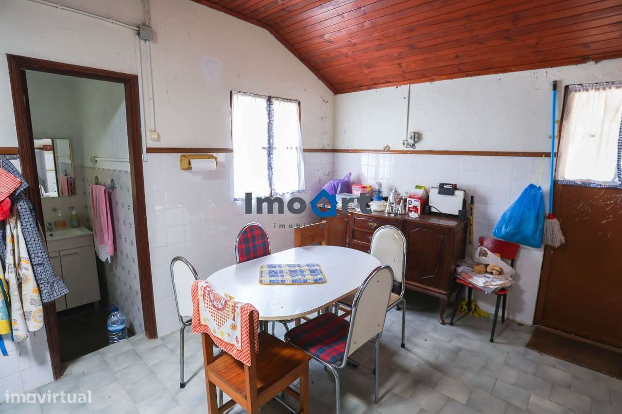 Quinta/Moradia em Pedra com 5.500 m² de Terreno em Fornelos – Ponte-26