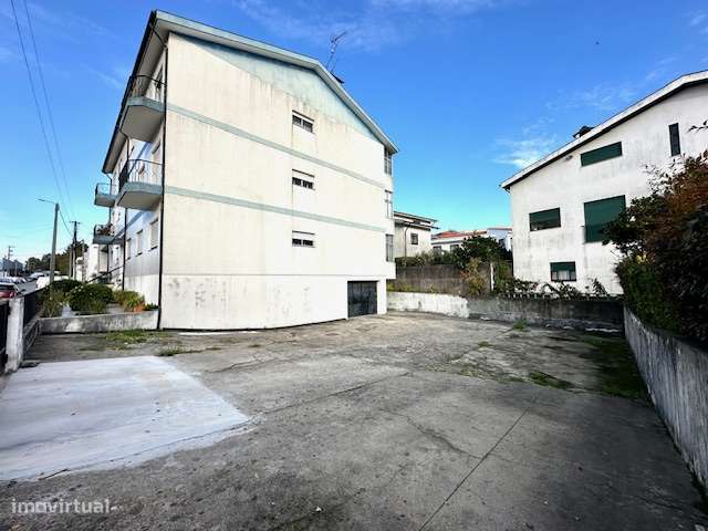 T3 em Rio Tinto de 3 frentes, próximo da estação de comboios...-22