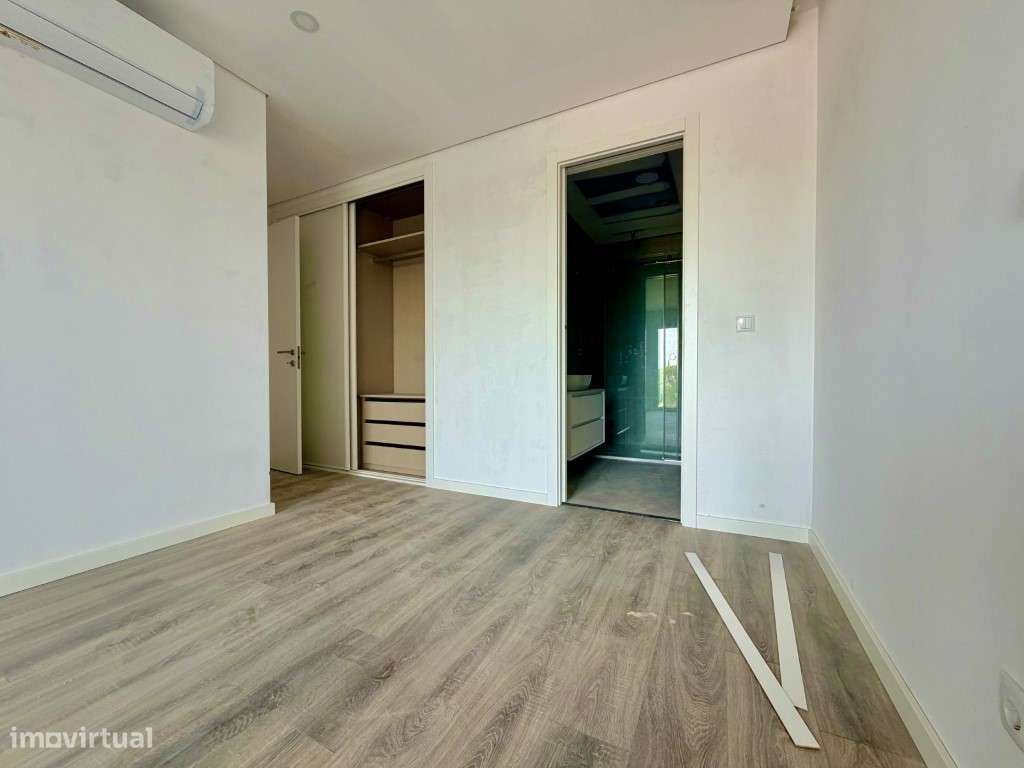 Apartamento a venda em Palmela, com Parqueamento e Terraço-9