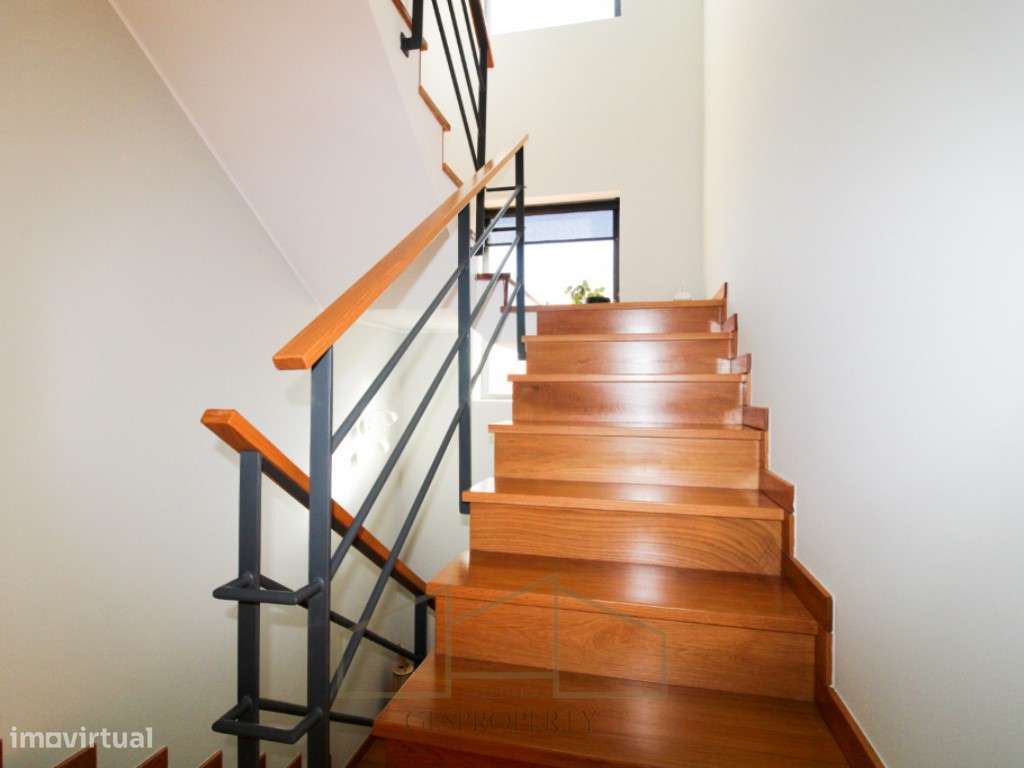 Moradia T3 na Marisol-35