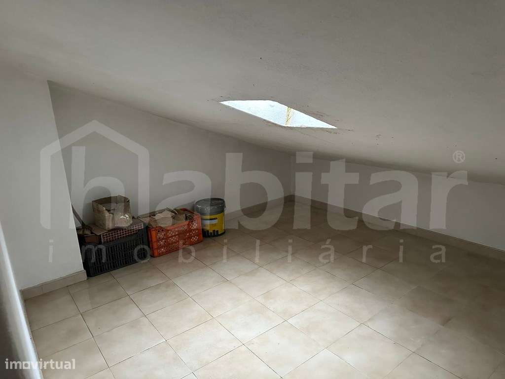 Moradia T3 no Centro Histórico de Benavente-20