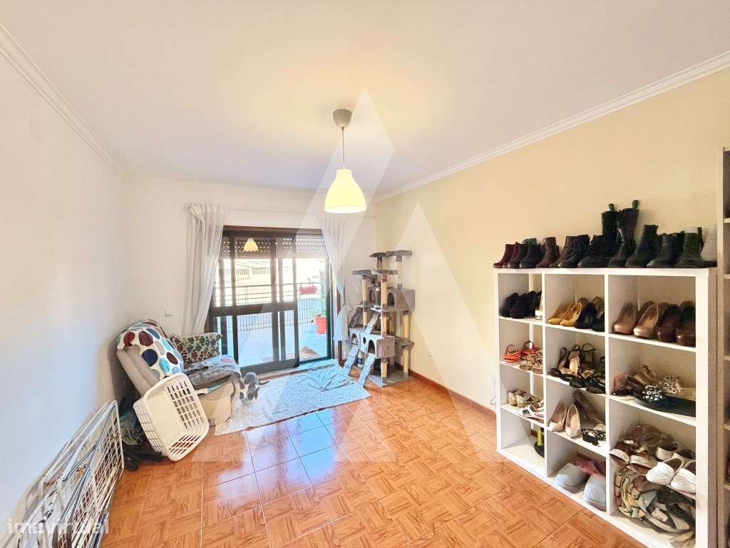 Apartamento T3 em São Roque-19
