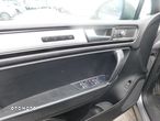 Volkswagen Touareg 3.0 V6 TDI 4XMot BMT - 11