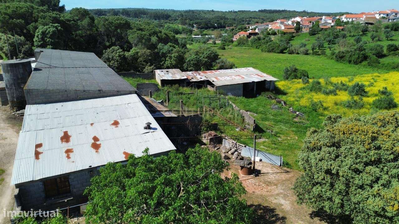 Terreno Rústico com viabilidade de construção - Grande imagem: 4/12