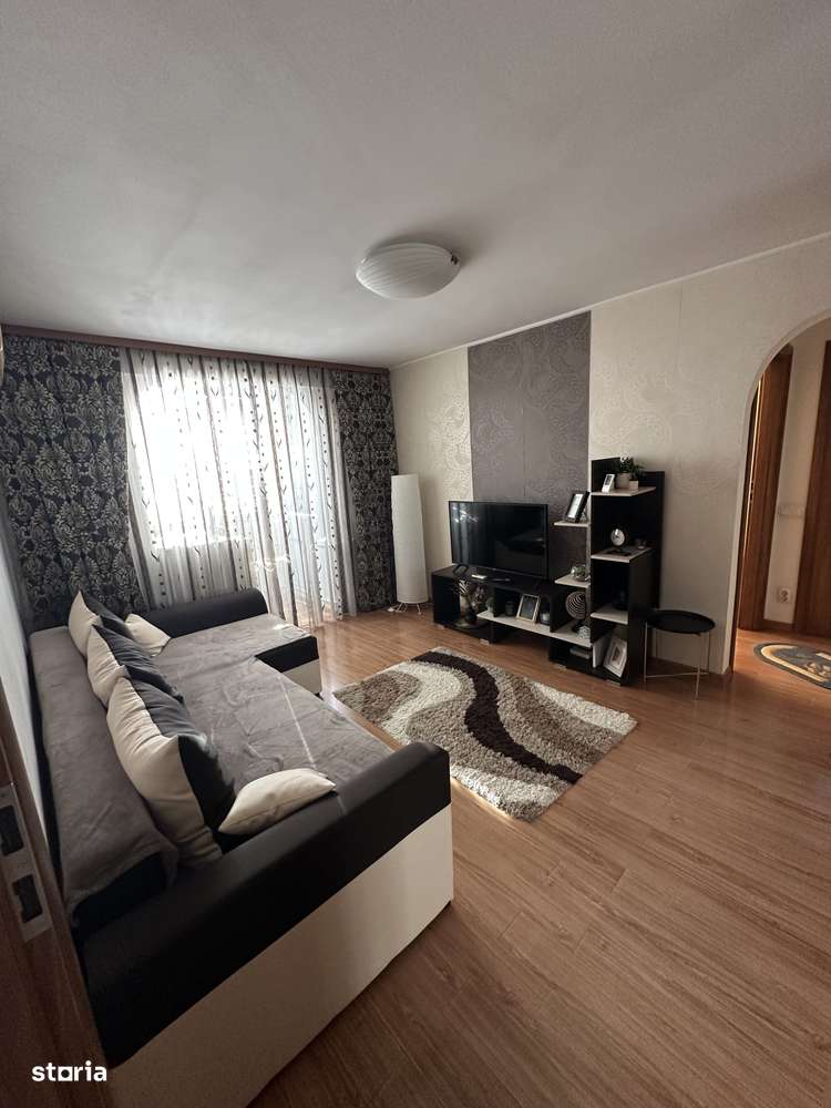 Apartament 2 camere semidecomandat - Bd. Timisoara (Frigocom)