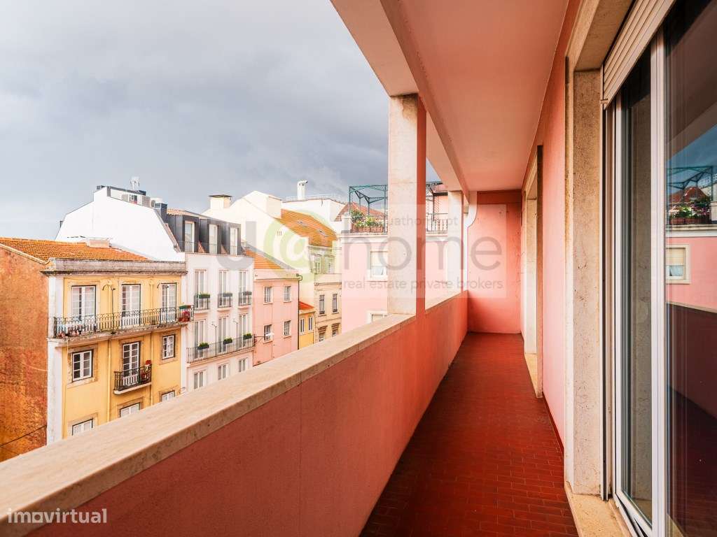 Apartamento T4+ 1 na Lapa-38