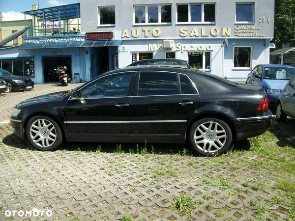 Volkswagen Phaeton - 4