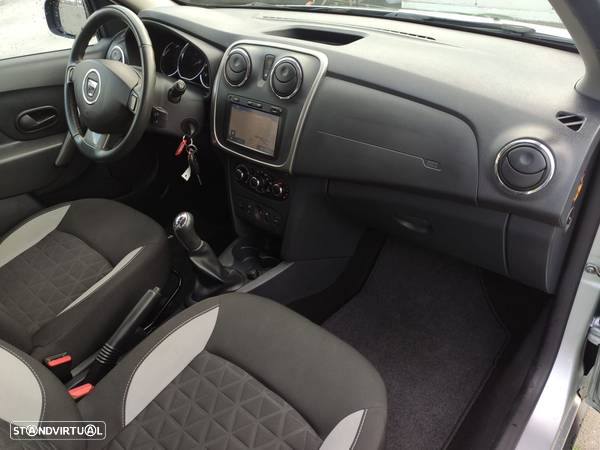 Dacia Sandero 1.5 dCi Stepway - 15