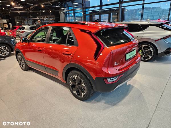 Kia Niro e-Niro 64kWh M - 4