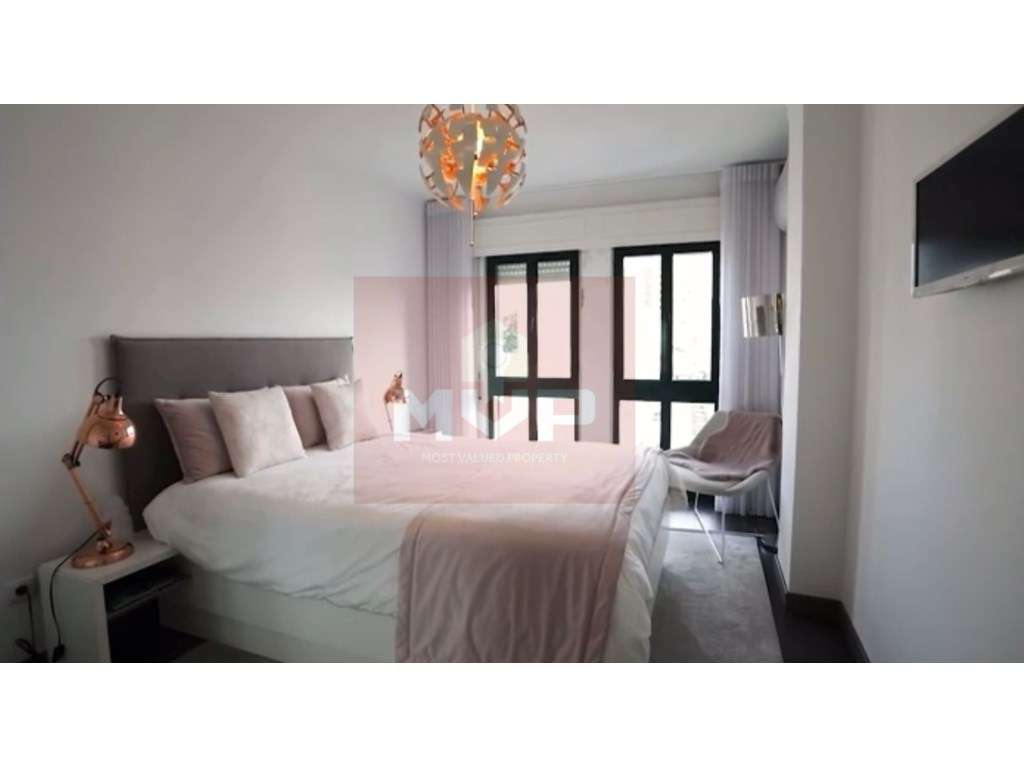 T3 renovado próximo do mercado de Faro-7