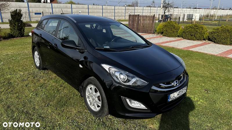 Hyundai I30 1.4 Classic + - 17