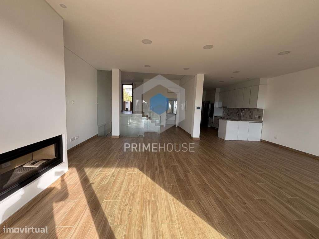 Moradia T3 Moderna e Luxuosa em Mexilhoeira Grande, Portimão - Grande imagem: 4/38