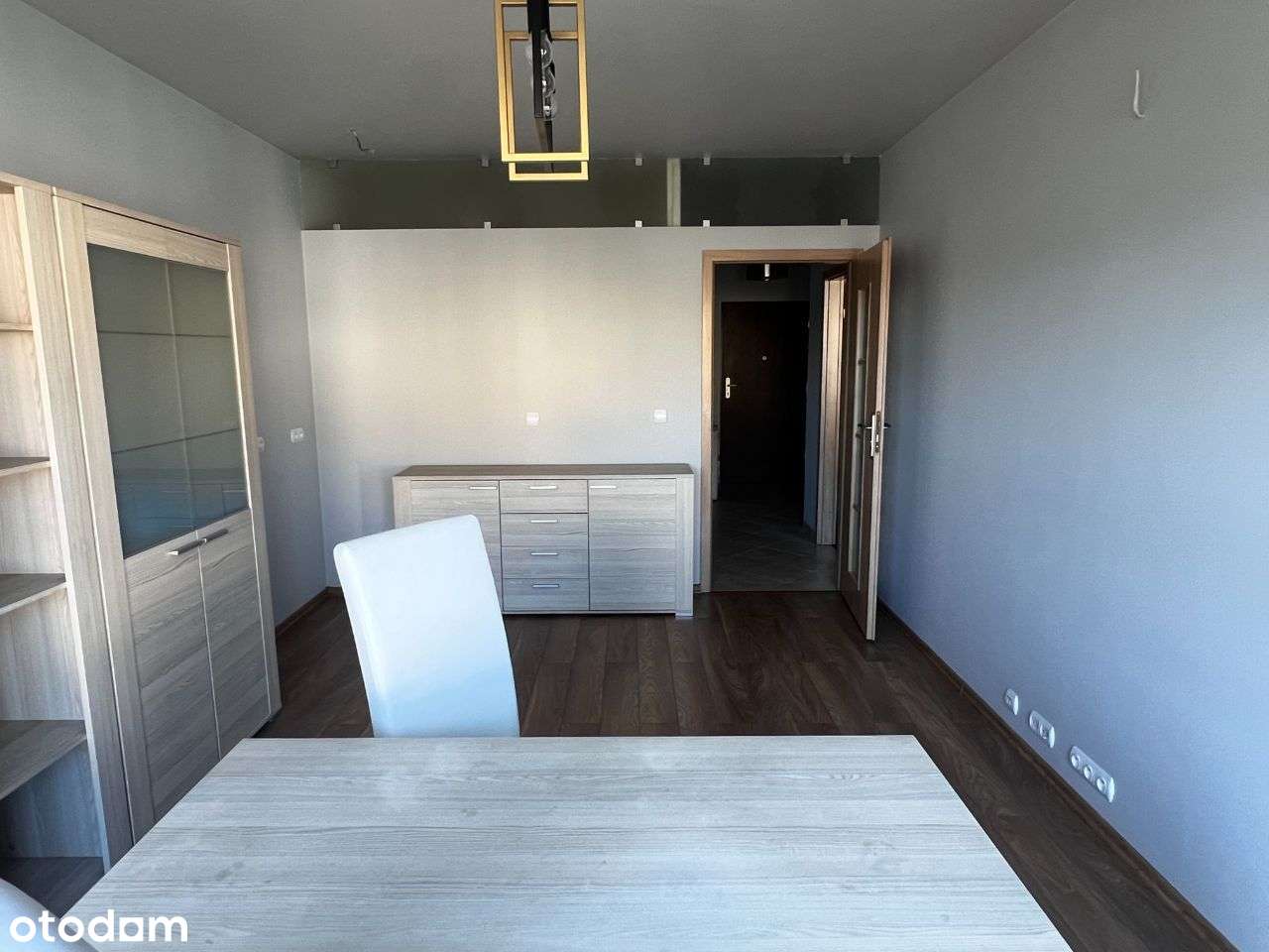 Super lokalizacja| 2 pokojowe mieszkanie - Pełny obrazek: 2/13