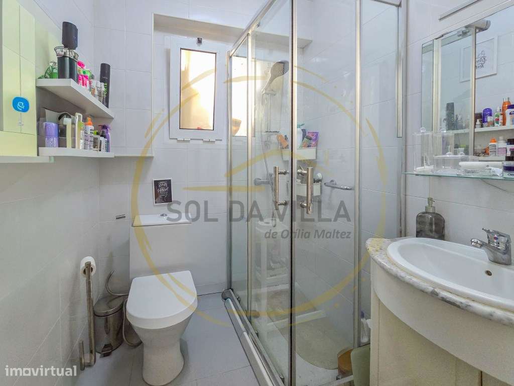 Apartamento T3 Cova da Piedade rés do chão e logradouro - 285.000€-4